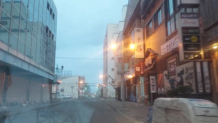 まだ仕事中なう😃